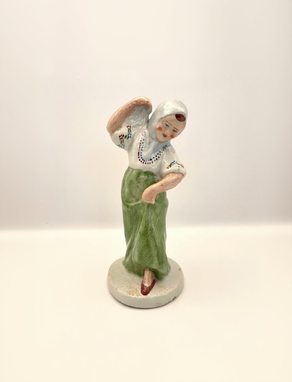 Dancer Darjushka figurine by Gorodnitsa from 1930-50ies