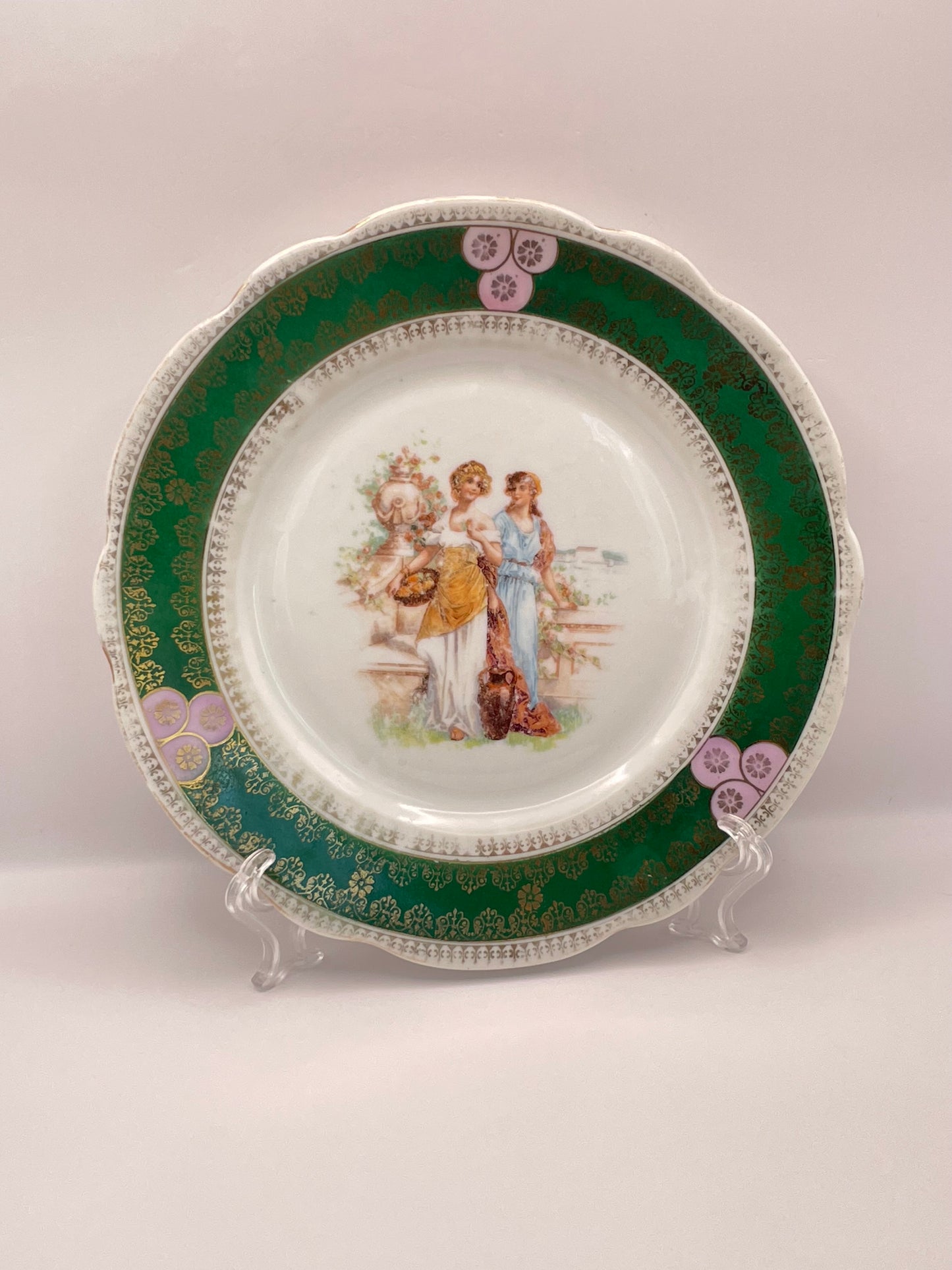 Post-revolution era platter with Vseukrtrest porcelain mark (ex-Kuznetsov’s mark)
