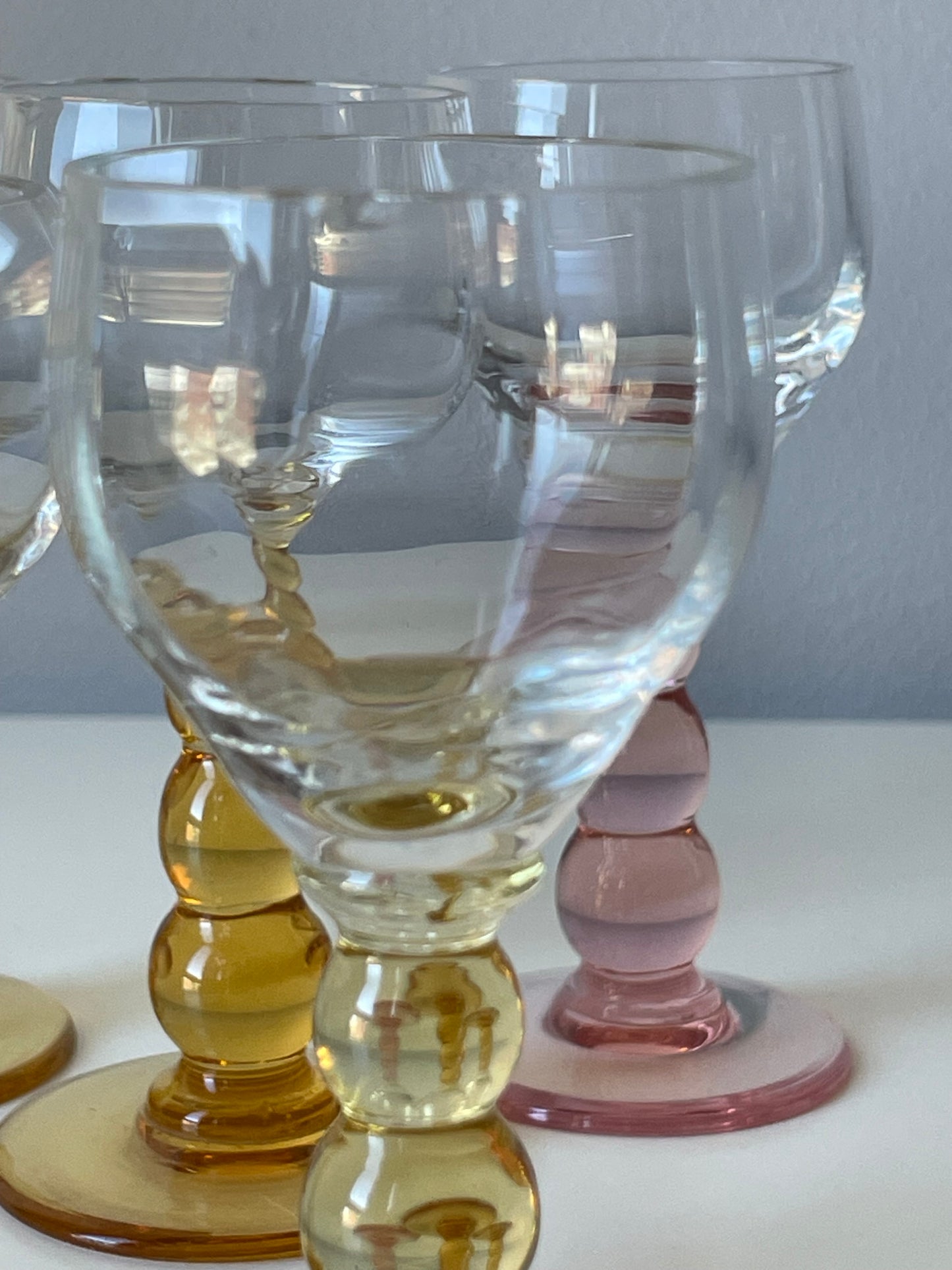 Lorup liqueur glasses with bobbins