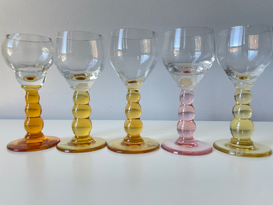 Lorup liqueur glasses with bobbins
