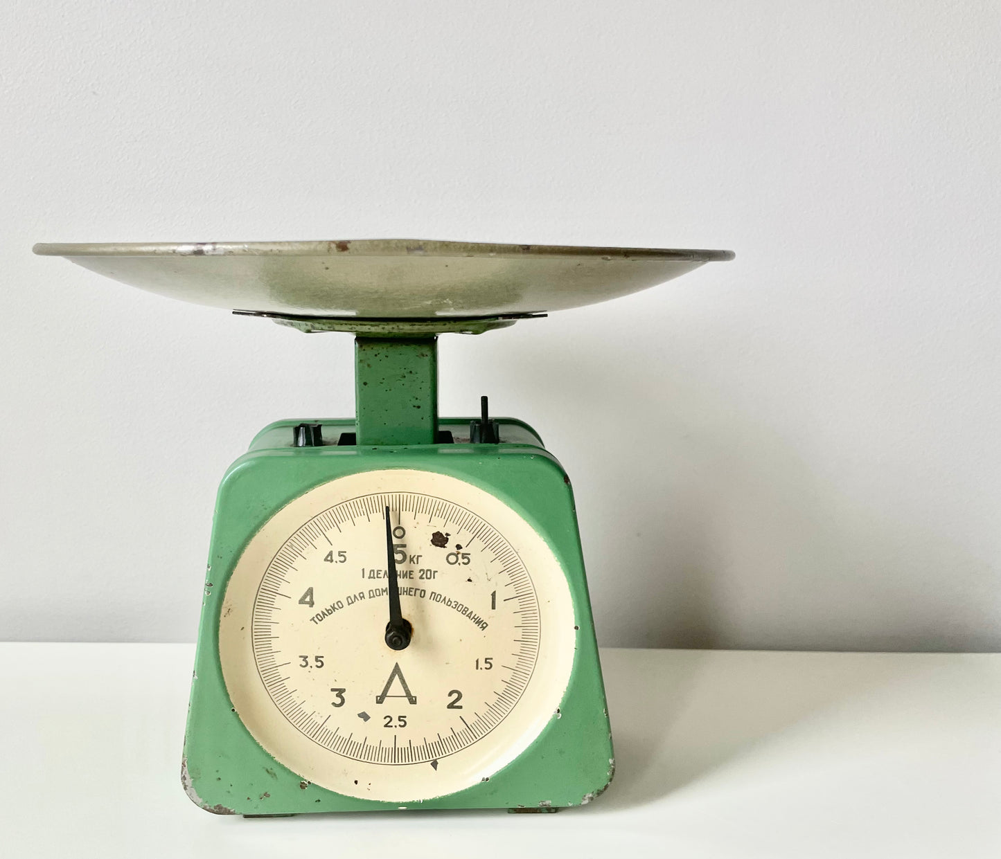 Vintage USSR kitchen scale from 50-60ies