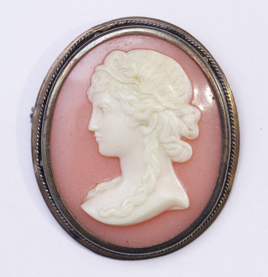 Beautiful pale pink silver (875 standard) cameo brooch