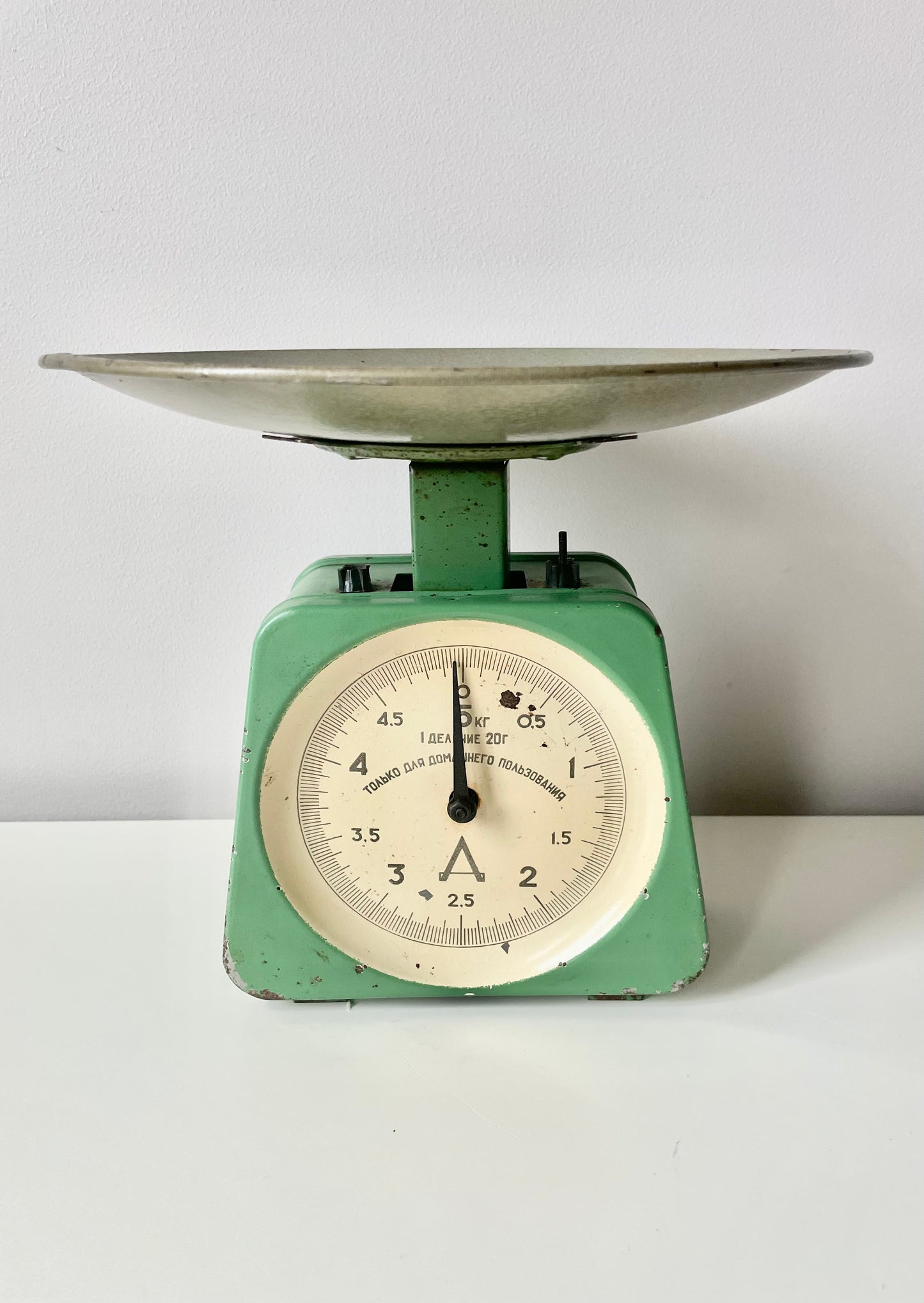 Vintage USSR kitchen scale from 50-60ies