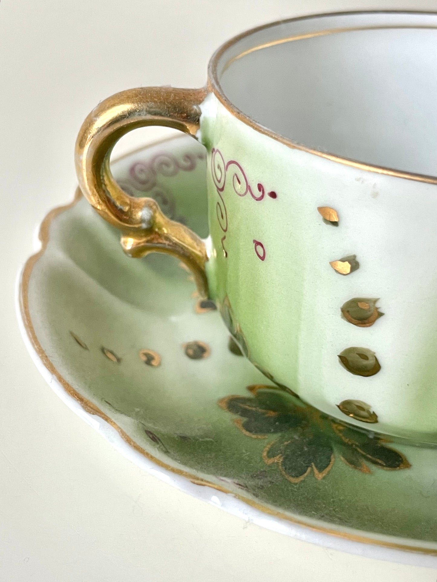 Tsarist Russia's porcelain tea duo produced by Kuznetsov