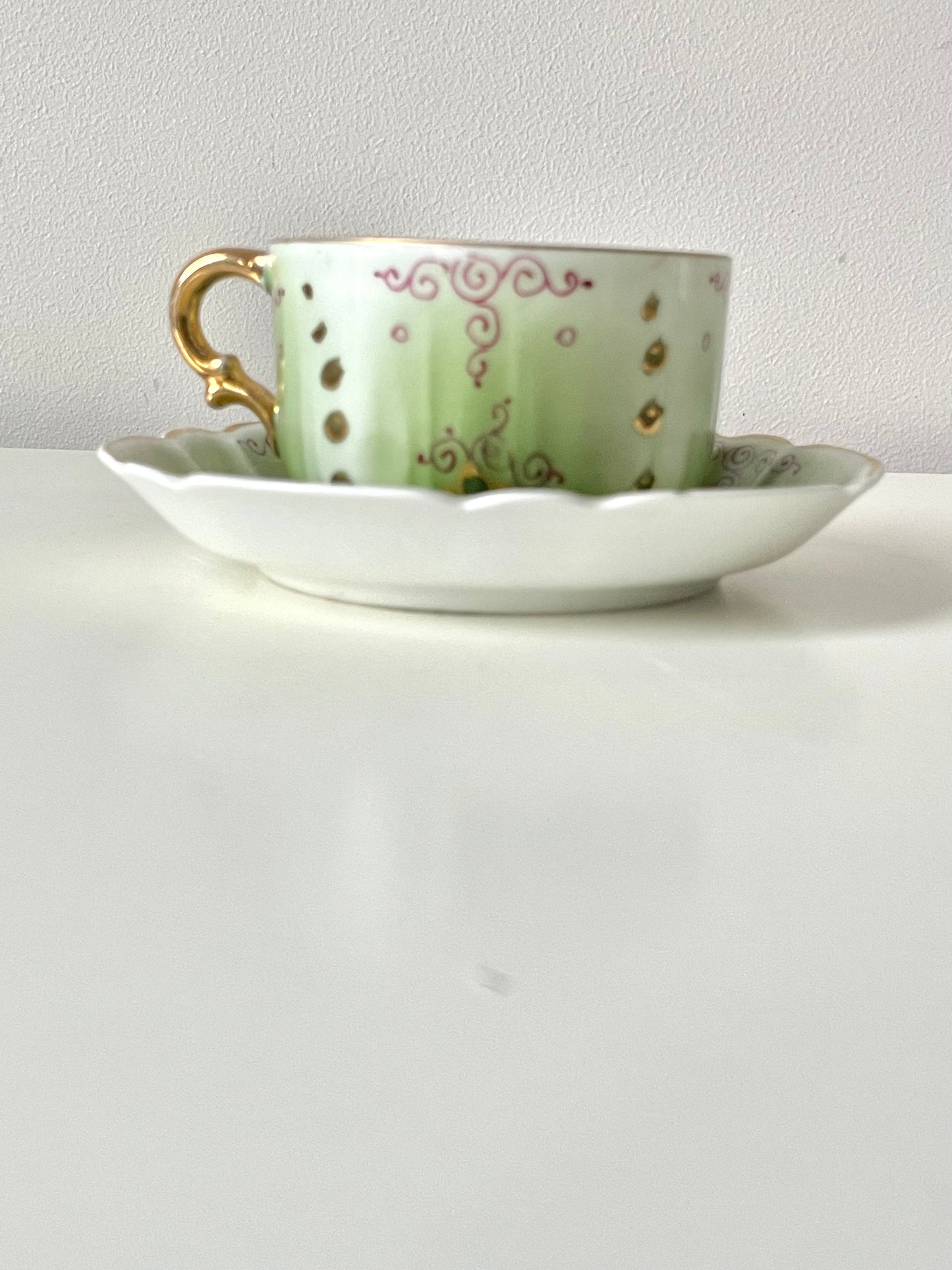 Tsarist Russia's porcelain tea duo produced by Kuznetsov