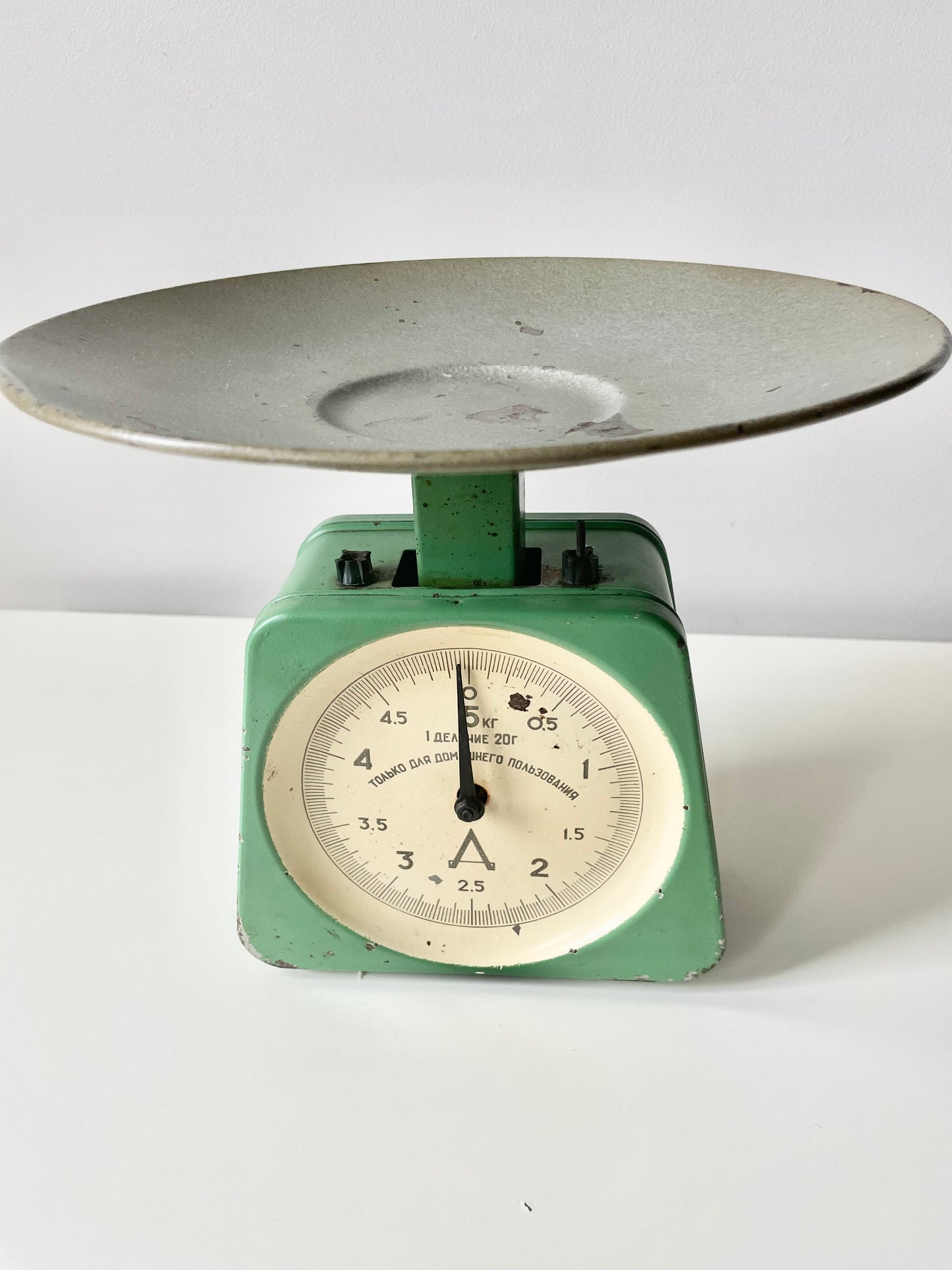 Vintage USSR kitchen scale from 50-60ies