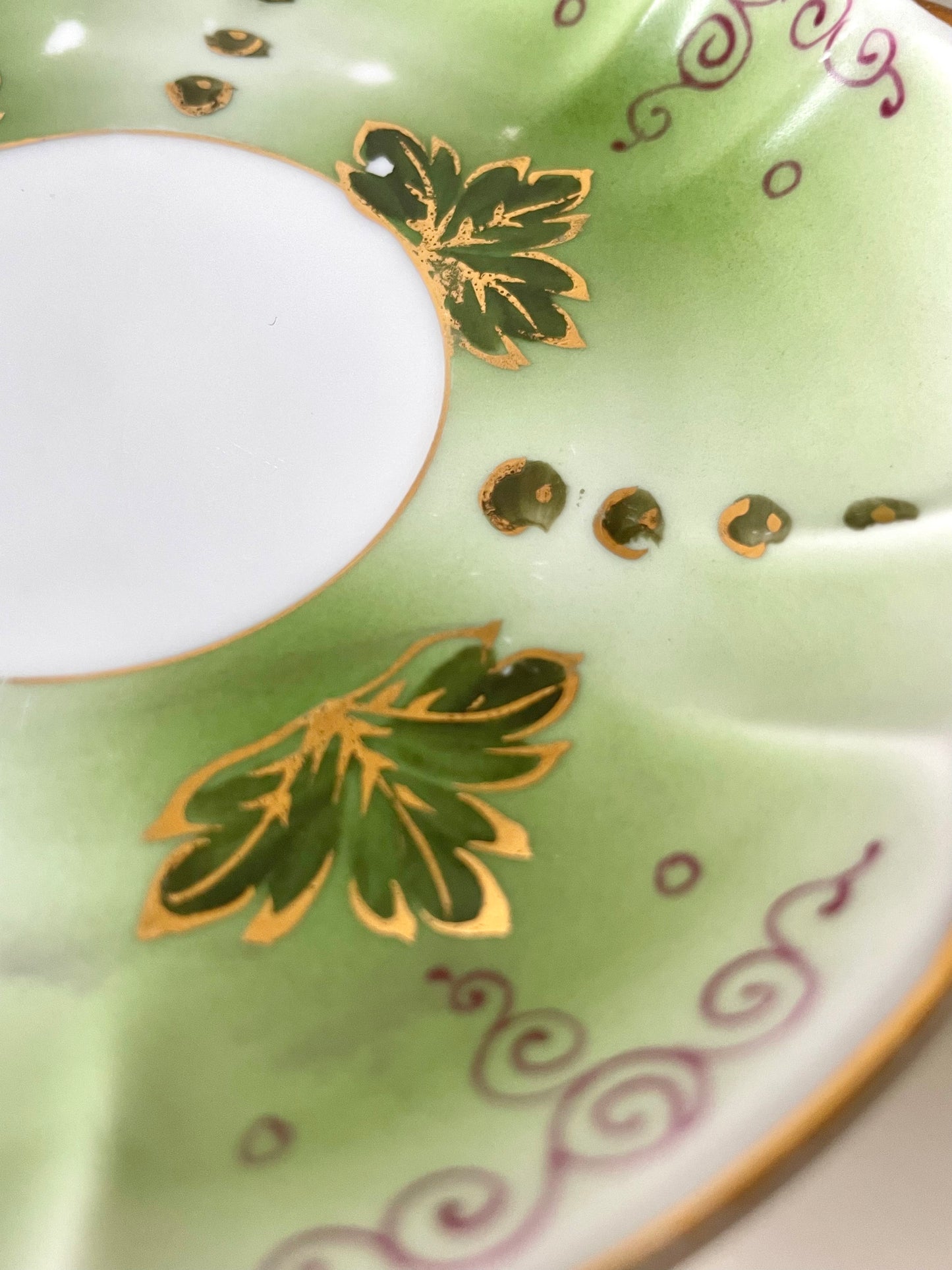 Tsarist Russia's porcelain tea duo produced by Kuznetsov