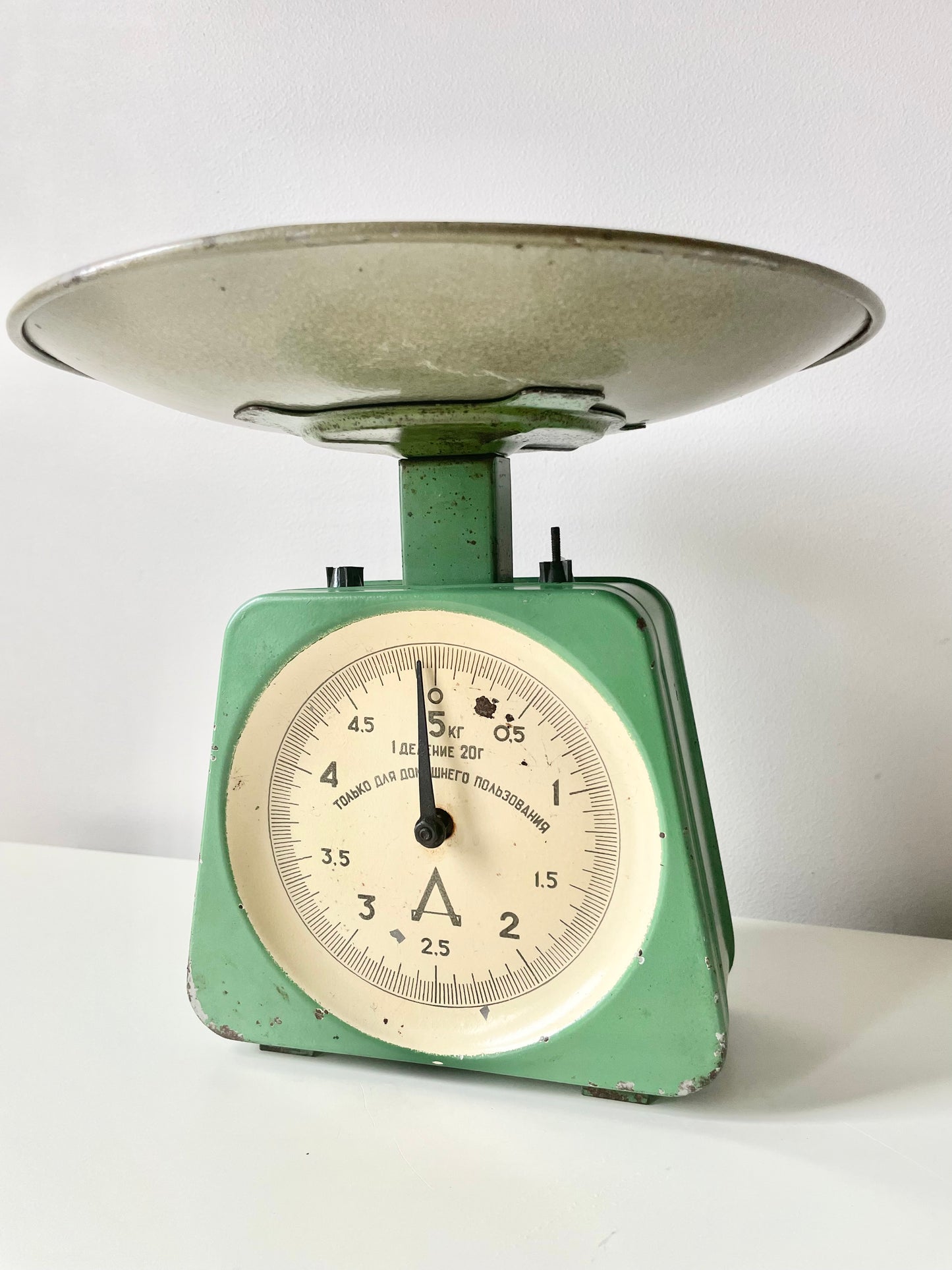 Vintage USSR kitchen scale from 50-60ies