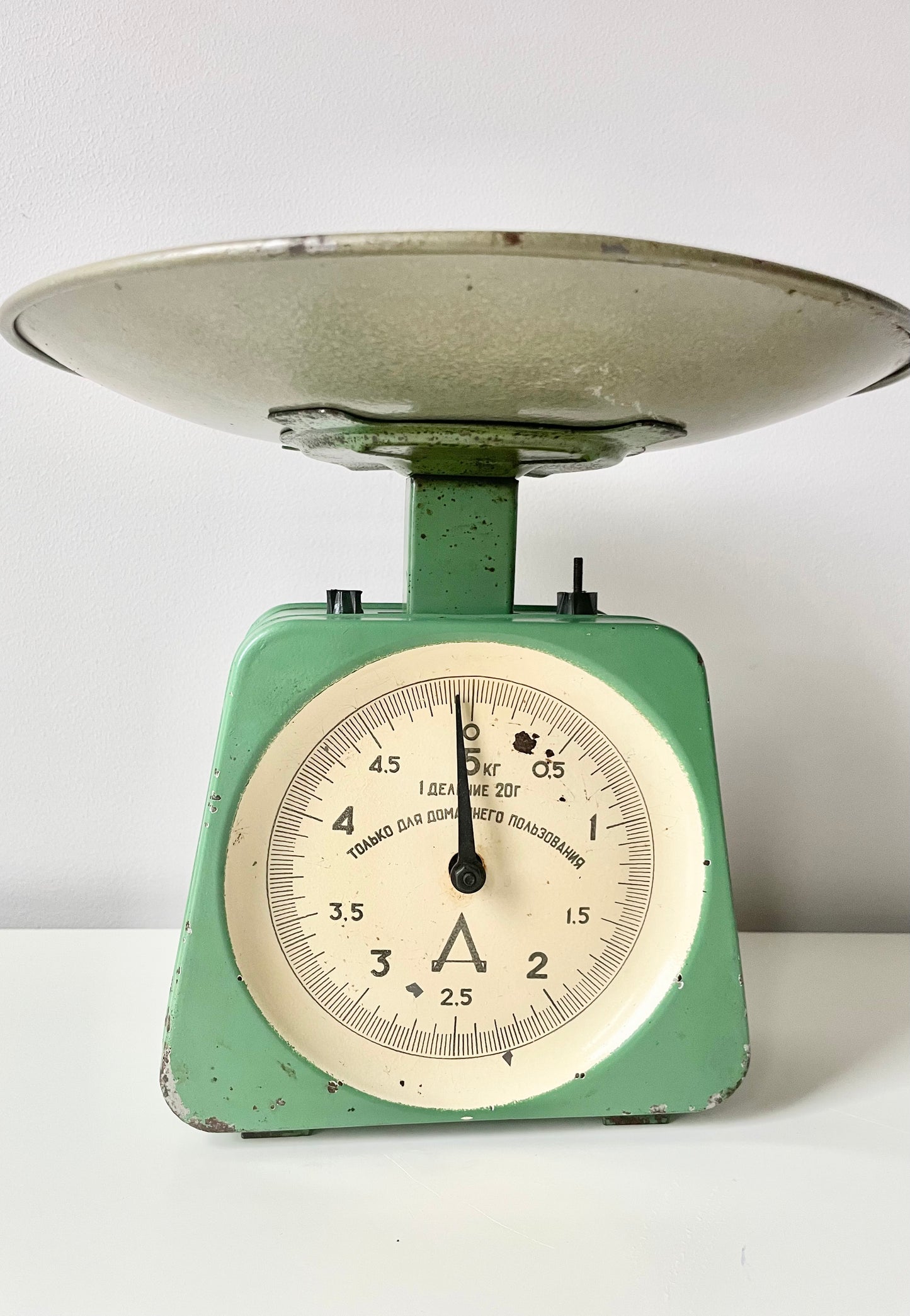 Vintage USSR kitchen scale from 50-60ies