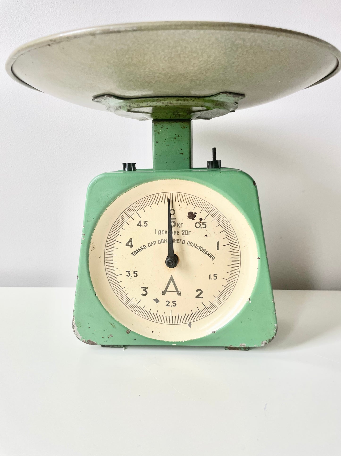 Vintage USSR kitchen scale from 50-60ies