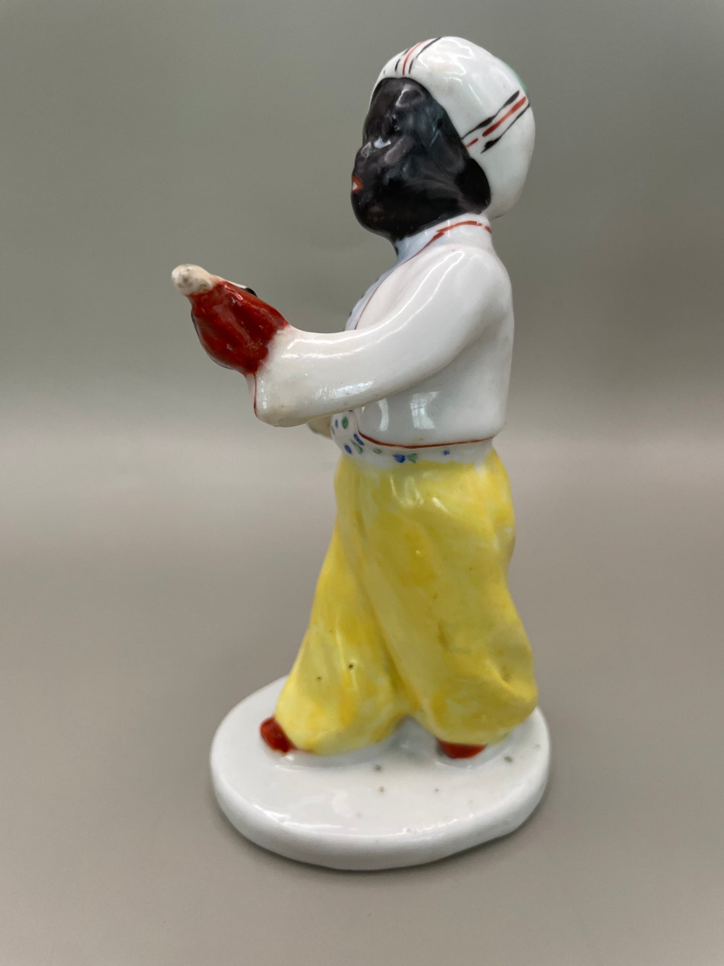 Arabian boy with banjo figurine by Gorodnitsa