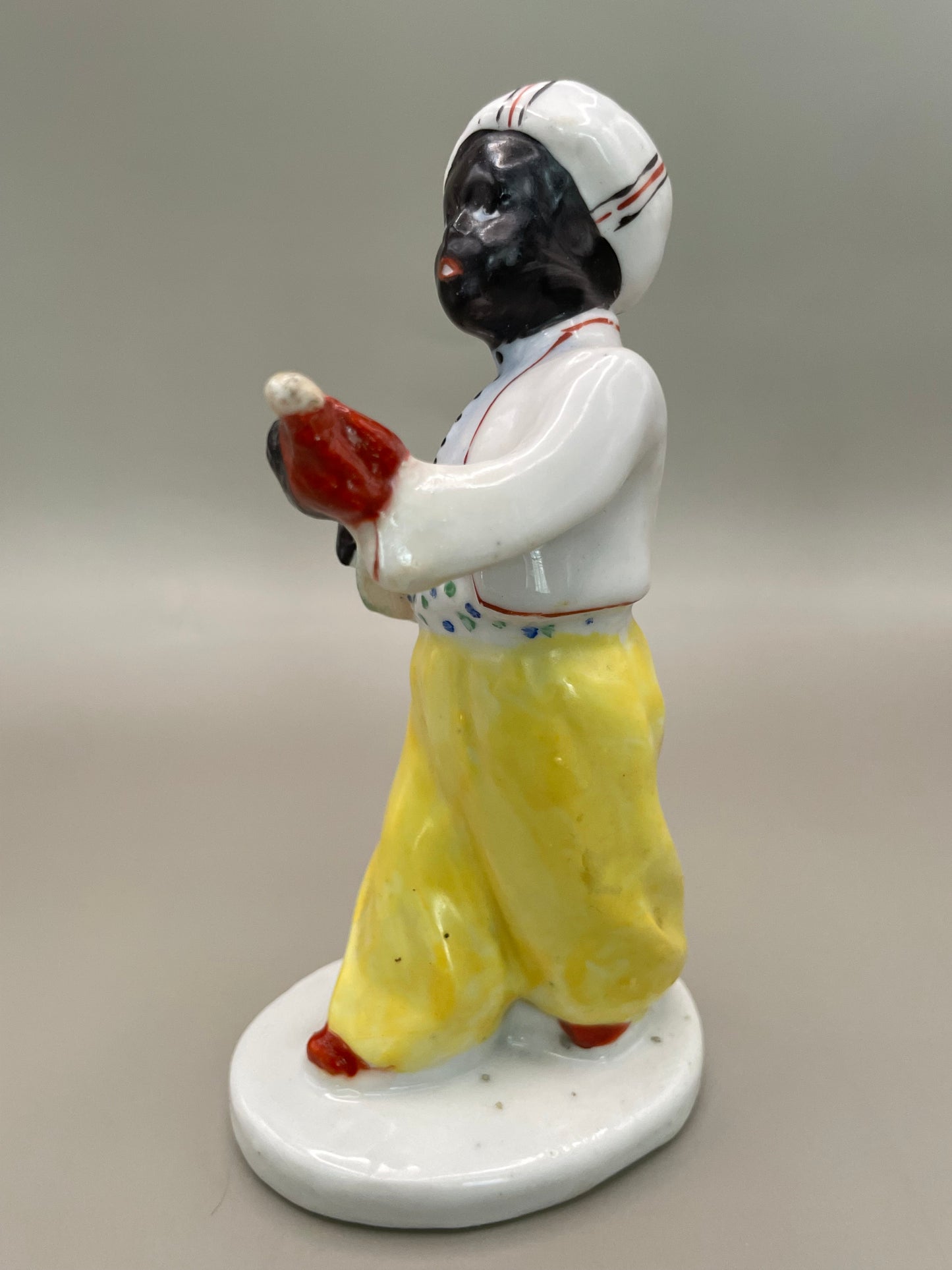 Arabian boy with banjo figurine by Gorodnitsa