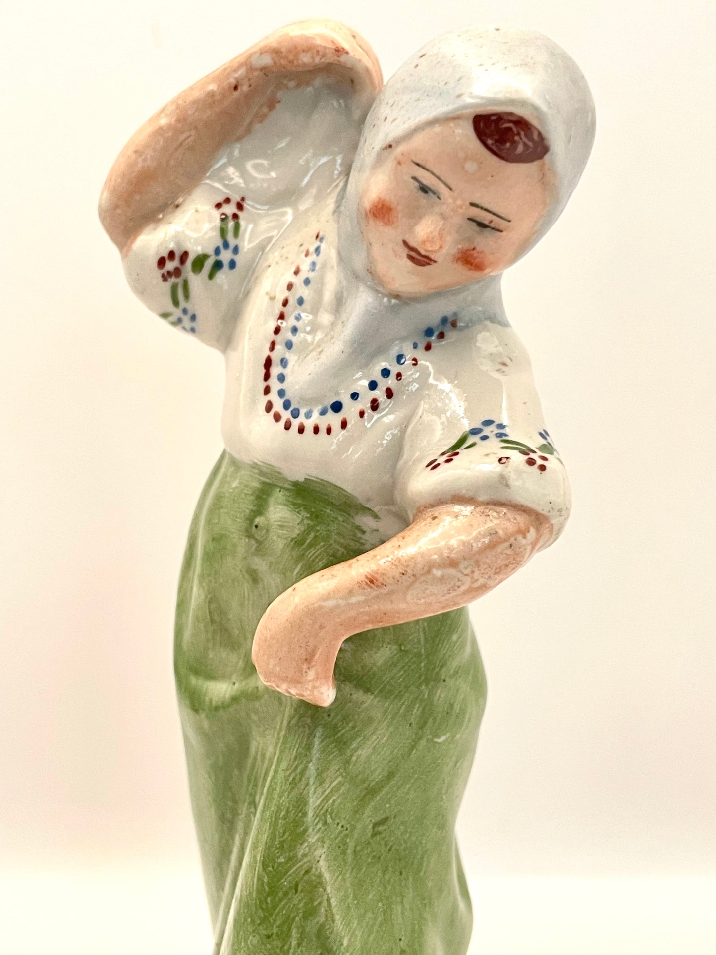 Dancer Darjushka figurine by Gorodnitsa from 1930-50ies