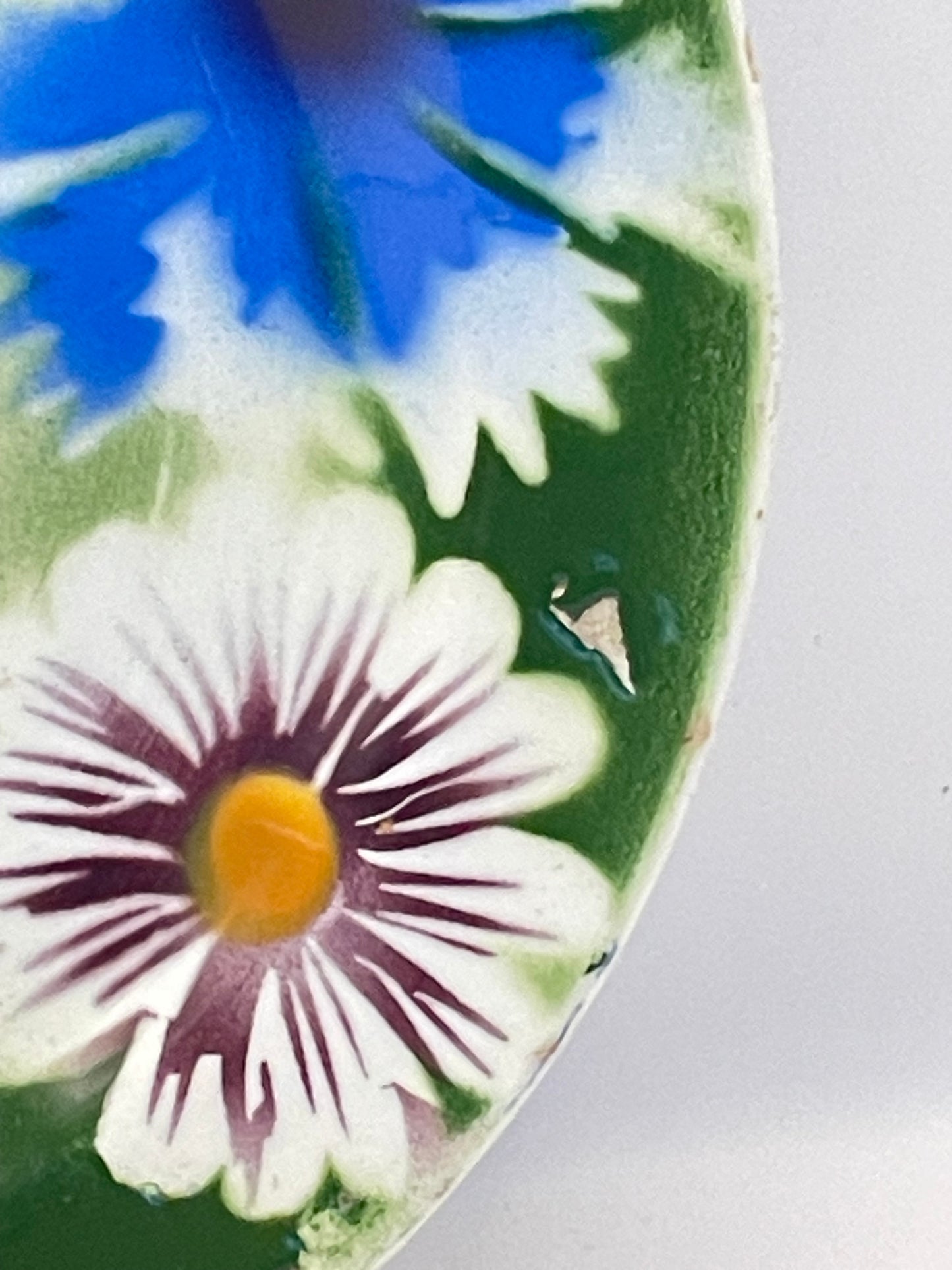 Charming Kuznetsov's fajans plate