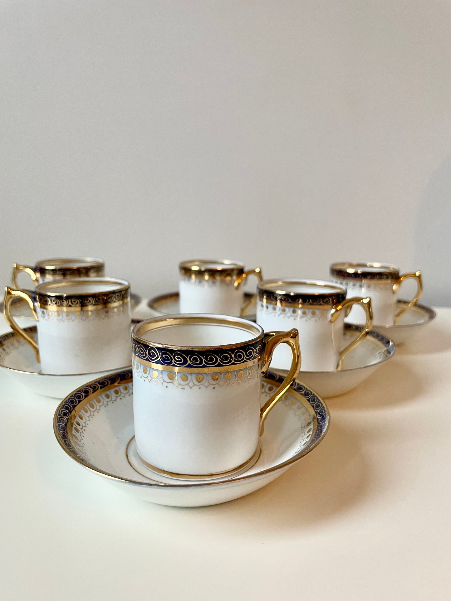 Antique Kuznetsov's coffee set of 6 cups and 7 saucers