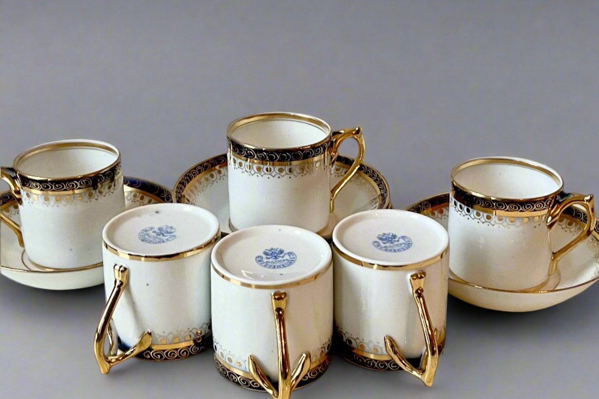 Antique Kuznetsov's coffee set of 6 cups and 7 saucers