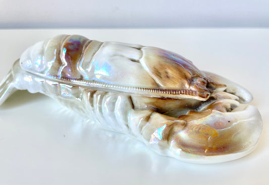 Butter or caviar porcelain lobster-shaped box