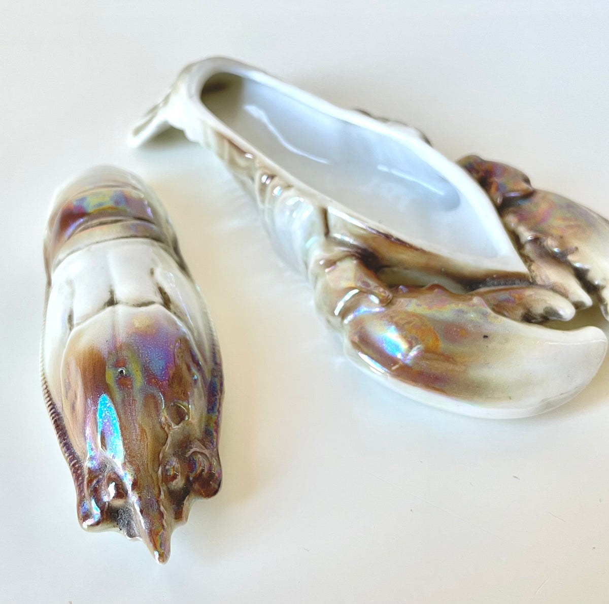 Butter or caviar porcelain lobster-shaped box