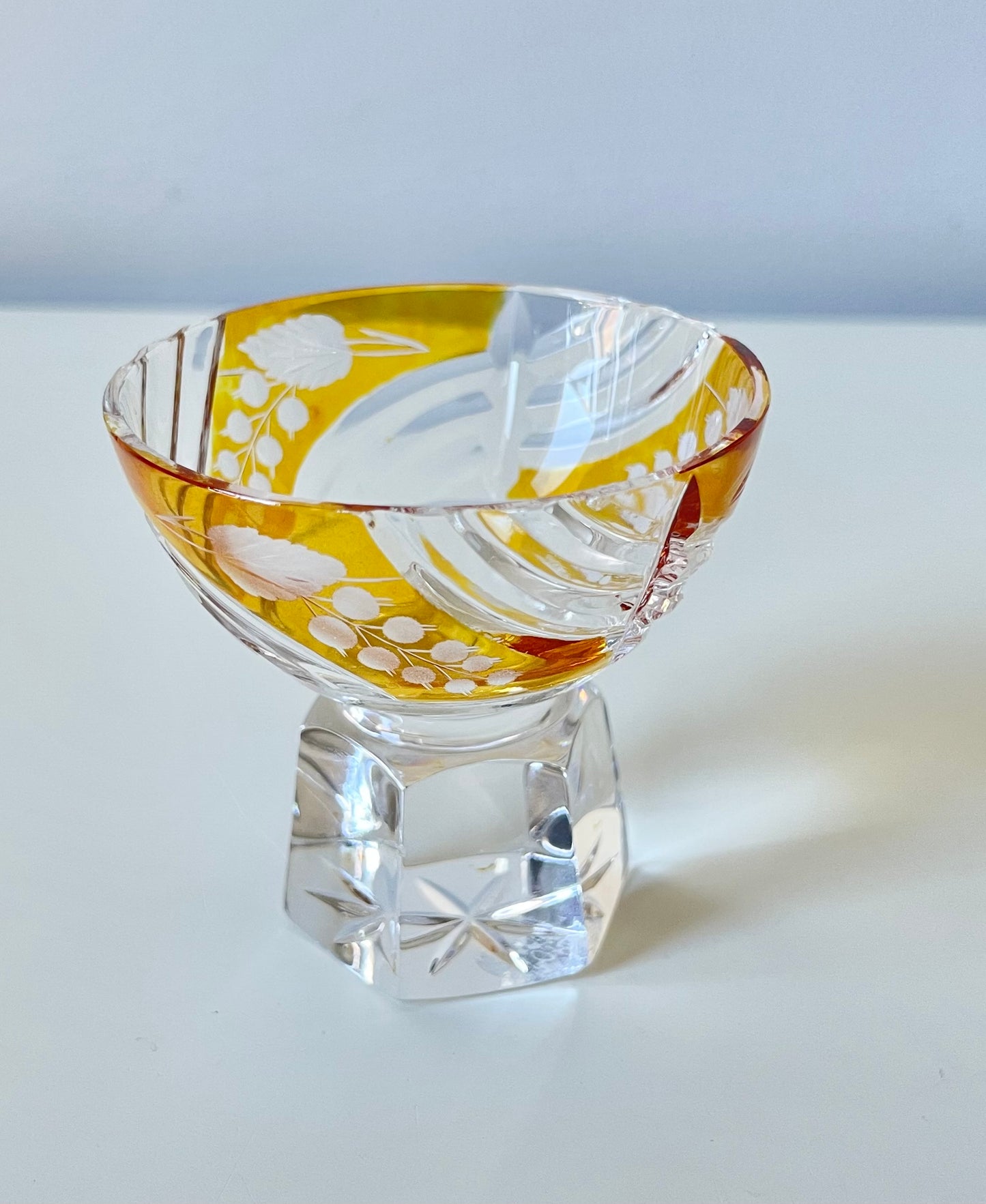 Lorup liqueur glass with etching