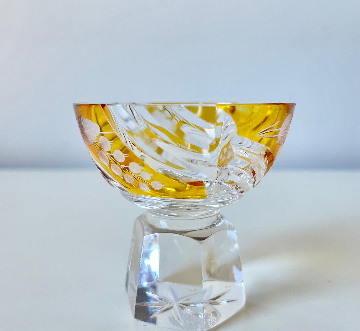 Lorup liqueur glass with etching