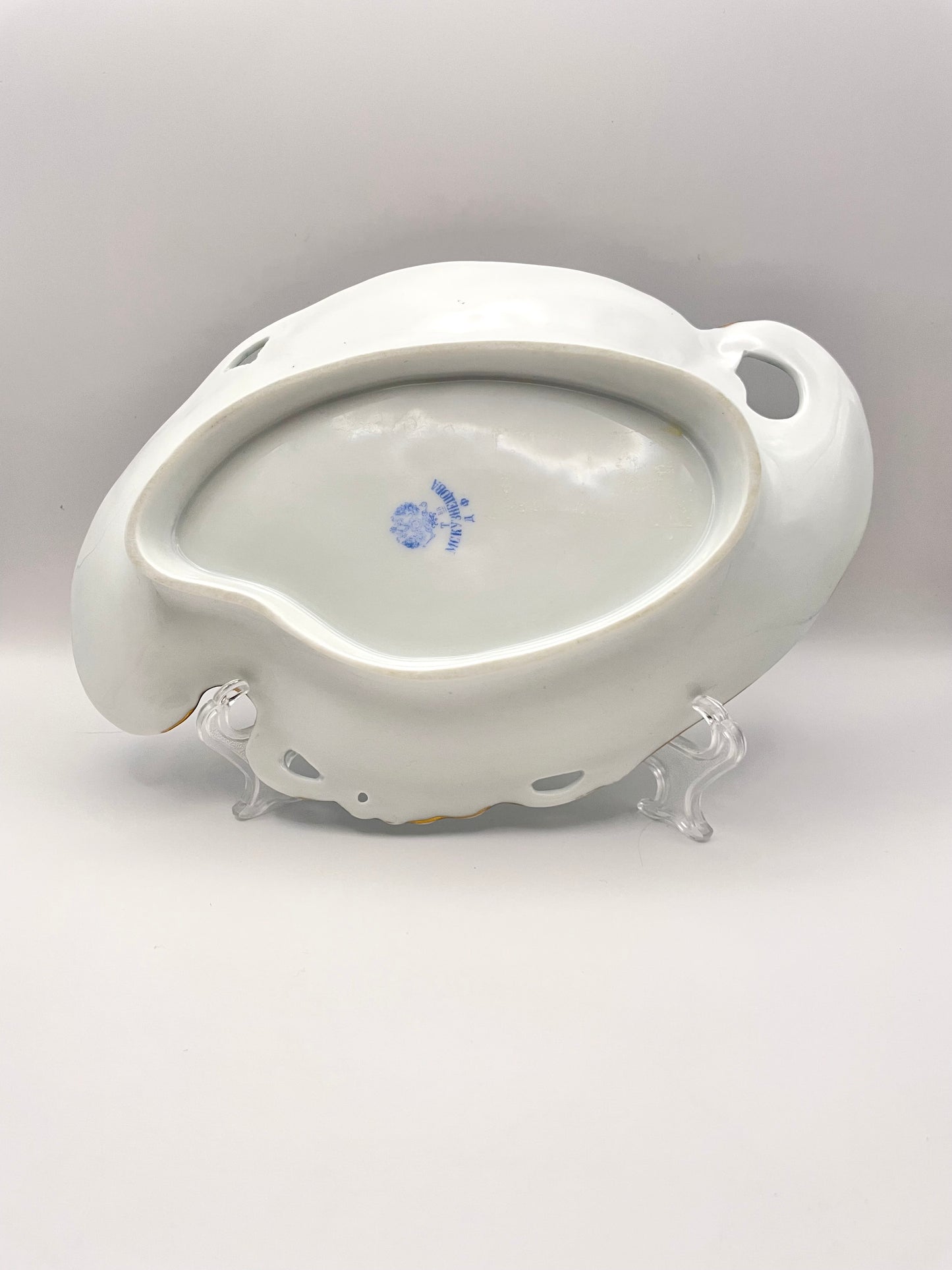 Figural tsarist era plate by M.S. Kuznetsov