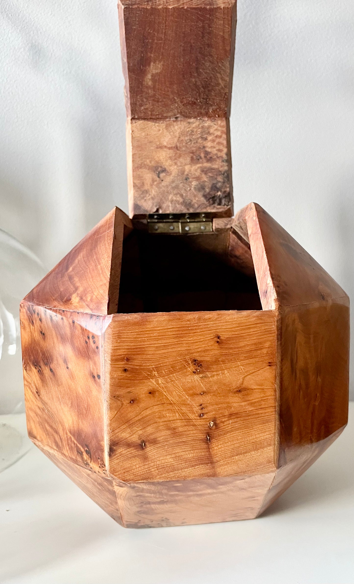 French burl wood box (1920-1949)