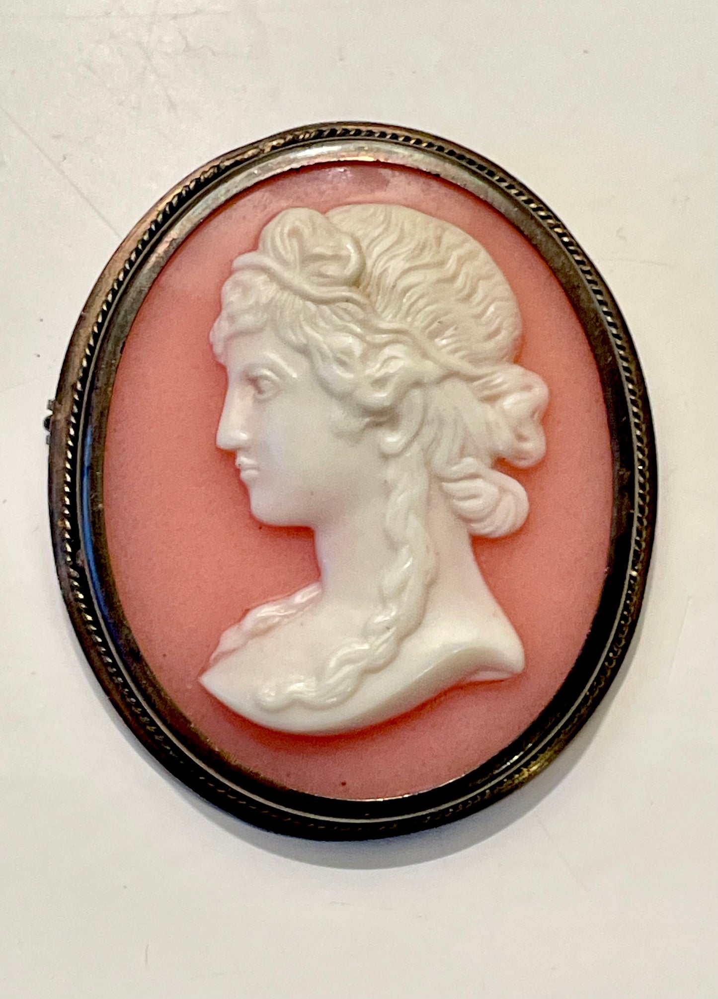 Beautiful pale pink silver (875 standard) cameo brooch