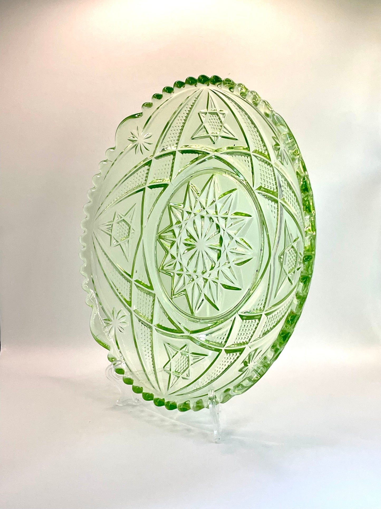 Lorup green glass platter