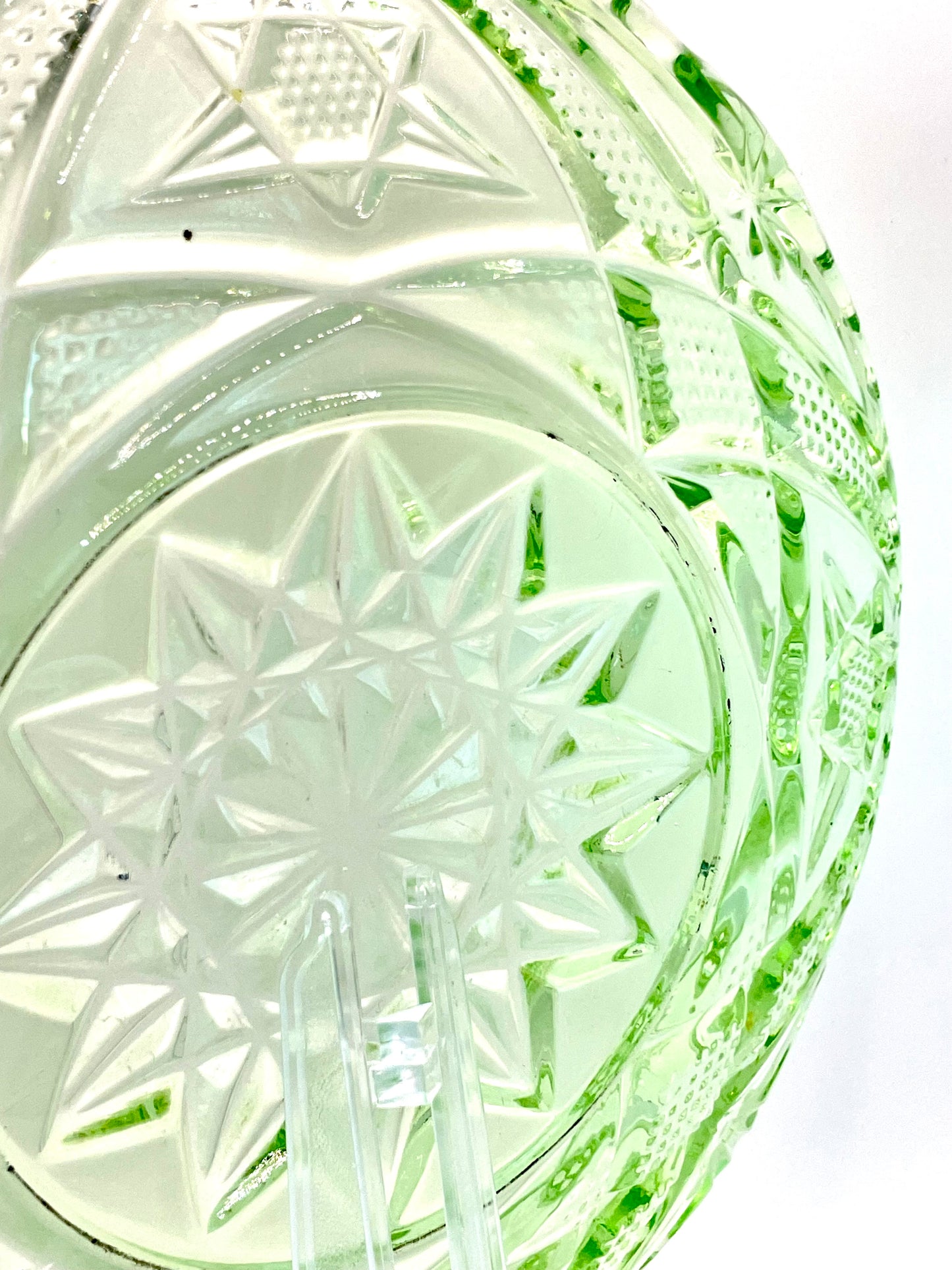 Lorup green glass platter