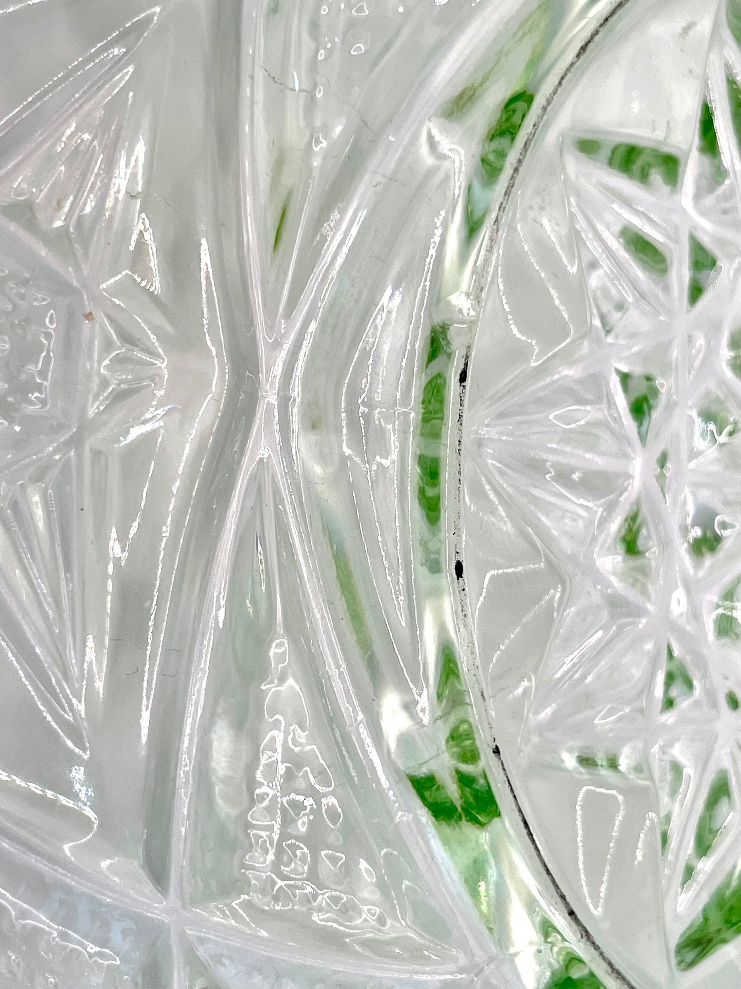 Lorup green glass platter