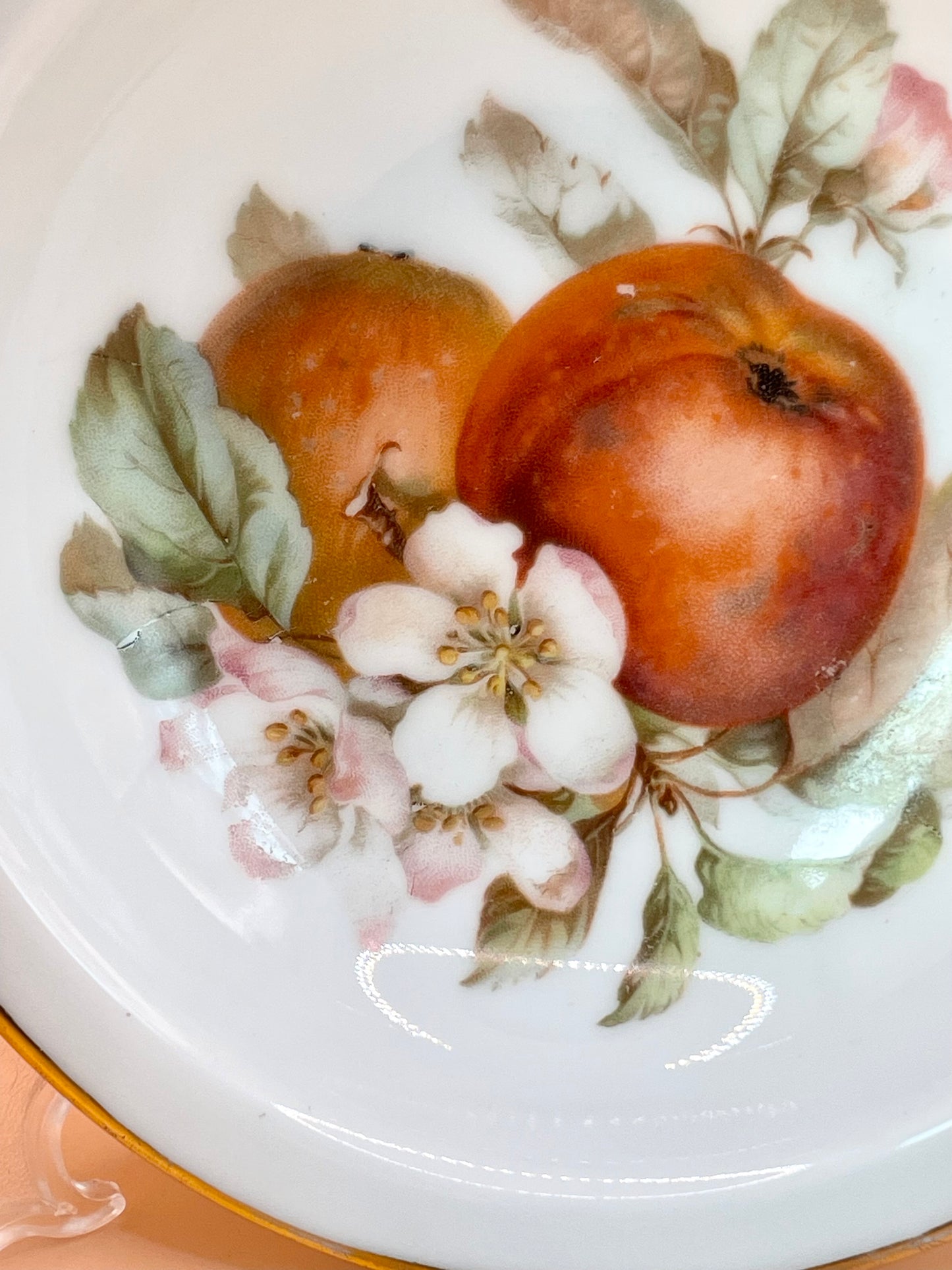 Cute small plate with fruits’ decore