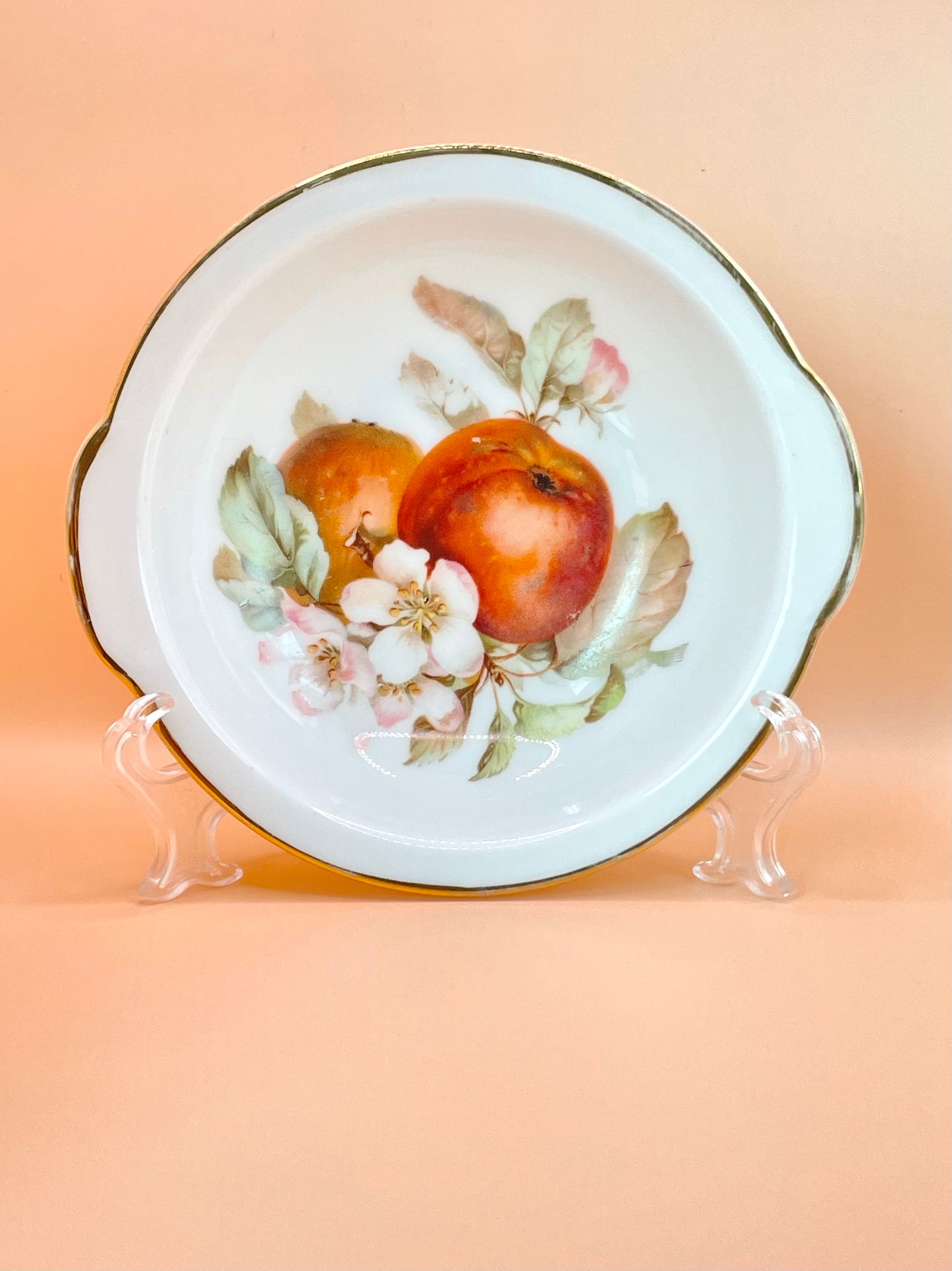 Cute small plate with fruits’ decore