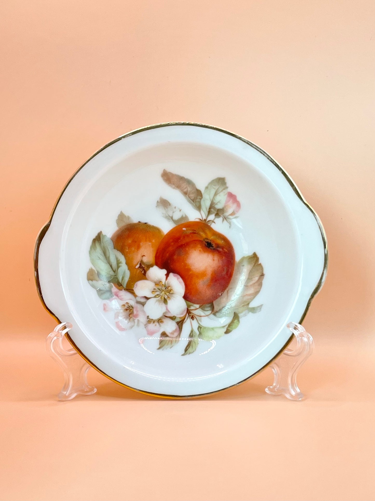 Cute small plate with fruits’ decore